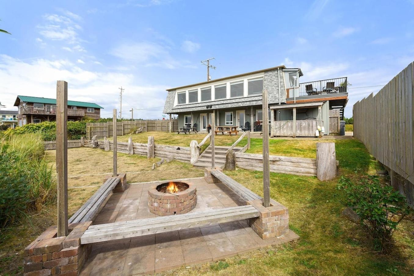 Tide Pool Town Home, Entire House, Amazing Views! Holiday home
