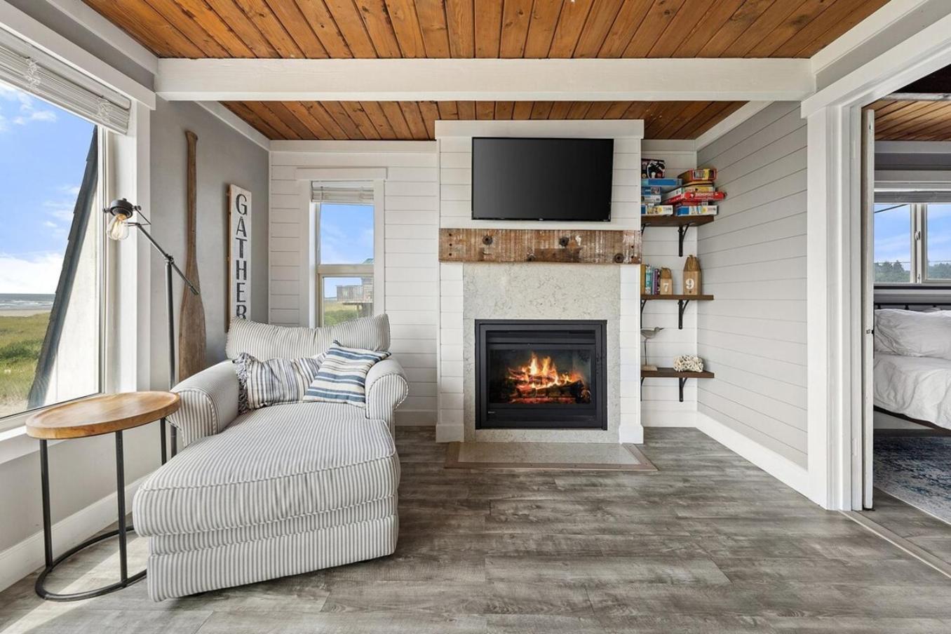 Tide Pool Town Home, Entire House, Amazing Views! Holiday home *