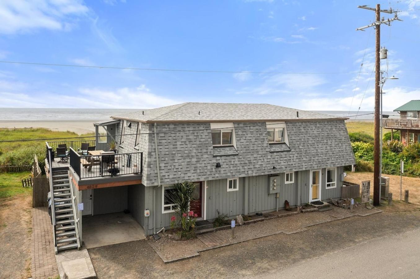 Tide Pool Town Home, Entire House, Amazing Views! Holiday home Moclips