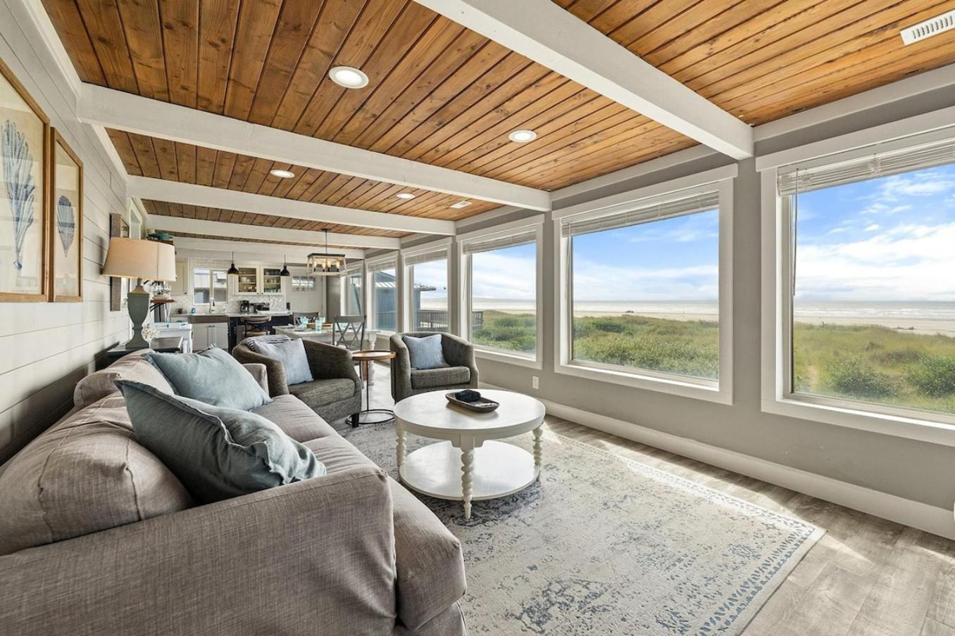 Holiday home Tide Pool Town Home, Entire House, Amazing Views! *